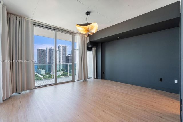 3301 NE 1st Ave H2215, Miami, FL 33137