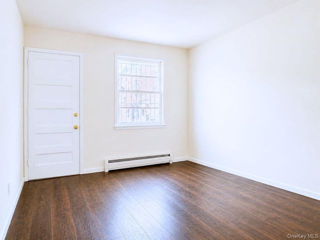 89-11 32nd Avenue, East Elmhurst, NY 11369