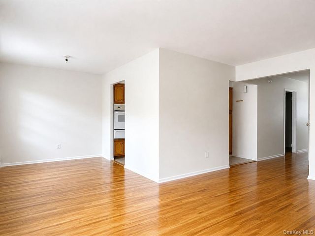 89-11 32nd Avenue, East Elmhurst, NY 11369