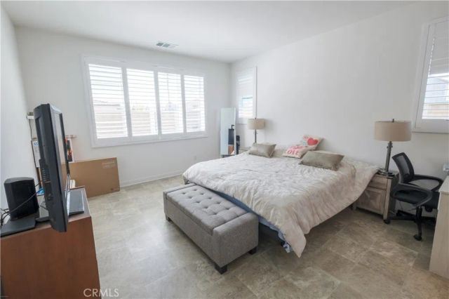 4953 Boston Ivy St, Fontana, CA 92336