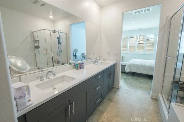 4953 Boston Ivy St, Fontana, CA 92336