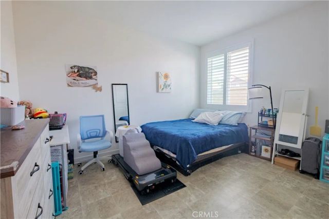 4953 Boston Ivy St, Fontana, CA 92336