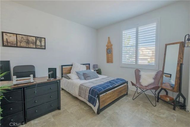 4953 Boston Ivy St, Fontana, CA 92336