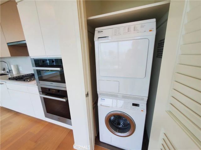 877 Francisco Street 1202, Los Angeles, CA 90017