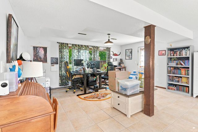1800 Cedar Crest Drive, Manhattan, KS 66503