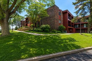 8007 Xerxes Avenue S A101, Bloomington, MN 55431