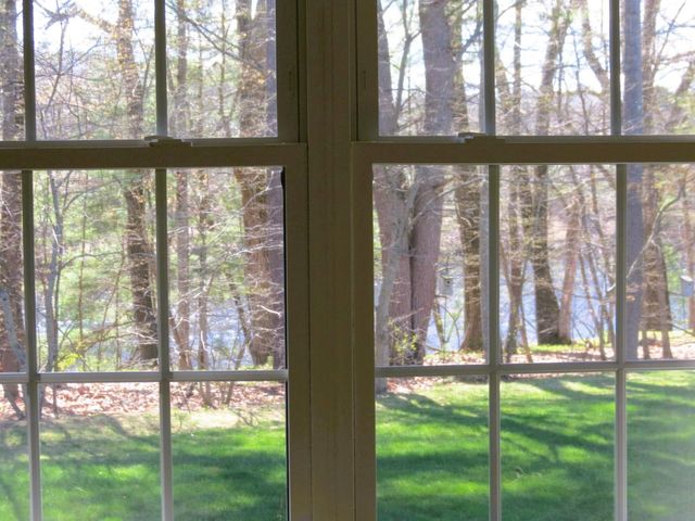 49 Jamesway Drive, Litchfield, NH 03051