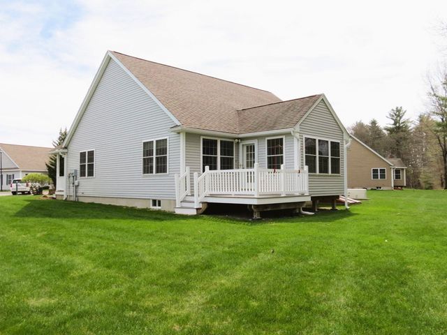 49 Jamesway Drive, Litchfield, NH 03051