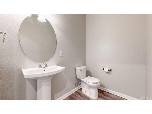 2671 Sable Blvd, Aurora, CO 80011