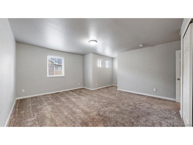 2671 Sable Blvd, Aurora, CO 80011