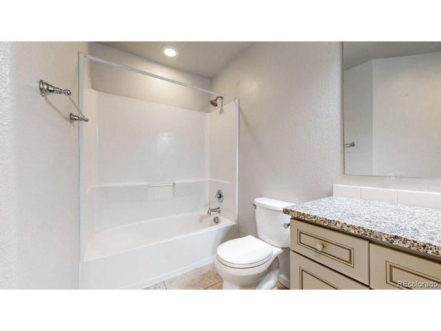 2671 Sable Blvd, Aurora, CO 80011