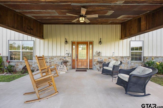 19669 County Road 431, Lindale, TX 75771