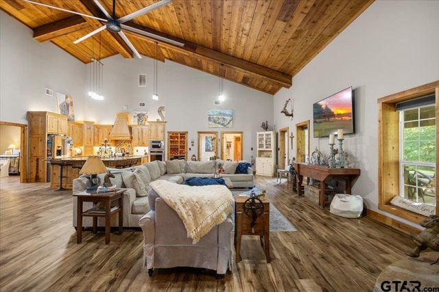 19669 County Road 431, Lindale, TX 75771