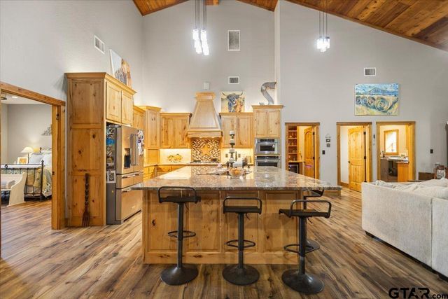 19669 County Road 431, Lindale, TX 75771