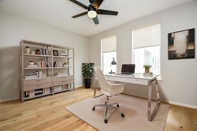 505 Jackson Hill Street 307, Houston, TX 77007