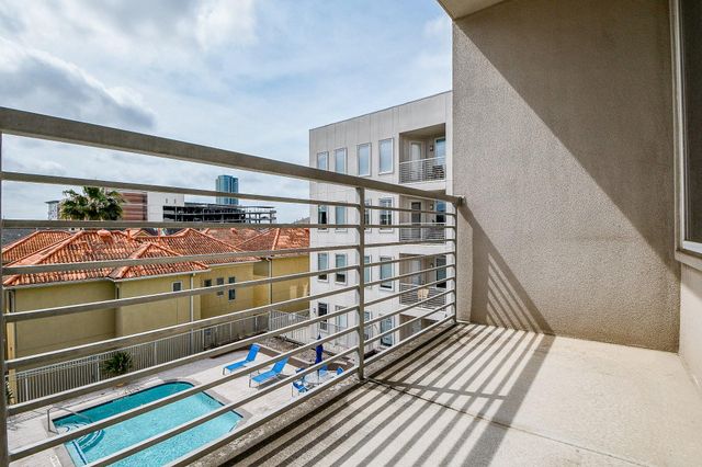 505 Jackson Hill Street 307, Houston, TX 77007