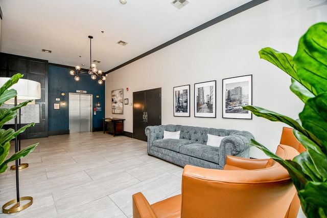 505 Jackson Hill Street 307, Houston, TX 77007