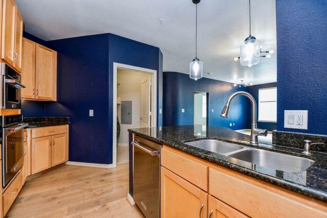 505 Jackson Hill Street 307, Houston, TX 77007