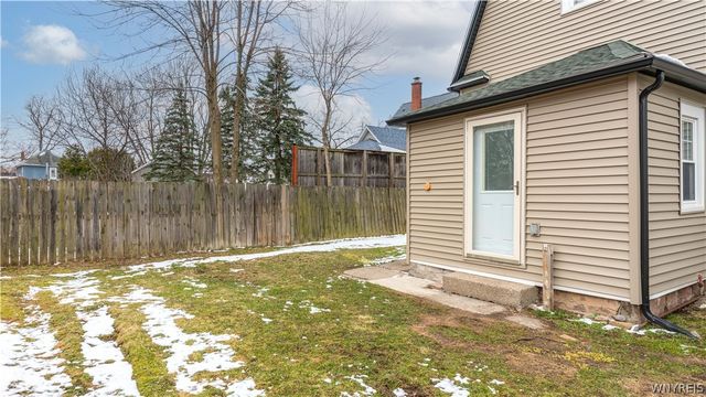 686 Niagara Falls Boulevard, North Tonawanda, NY 14120