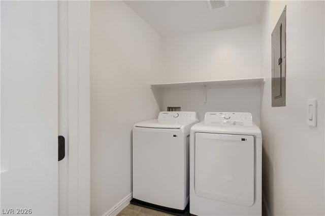 5545 Dueces Wild Court 101, Las Vegas, NV 89122