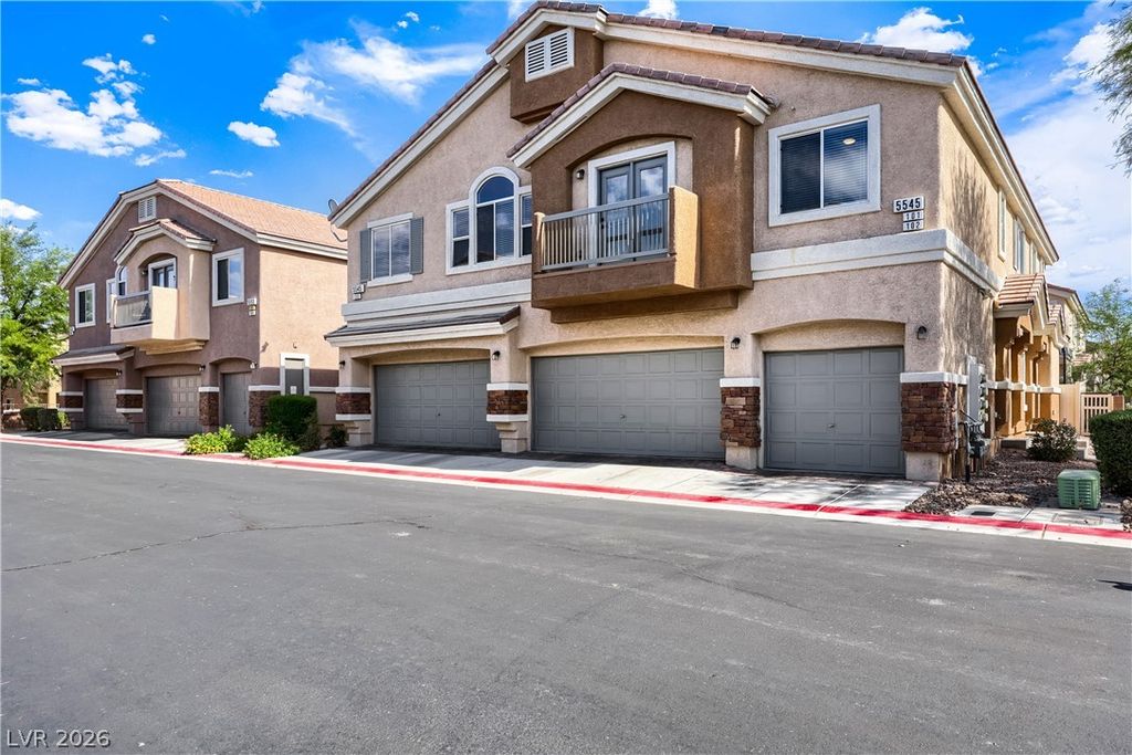 5545 Dueces Wild Court 101, Las Vegas, NV 89122 — photo 3