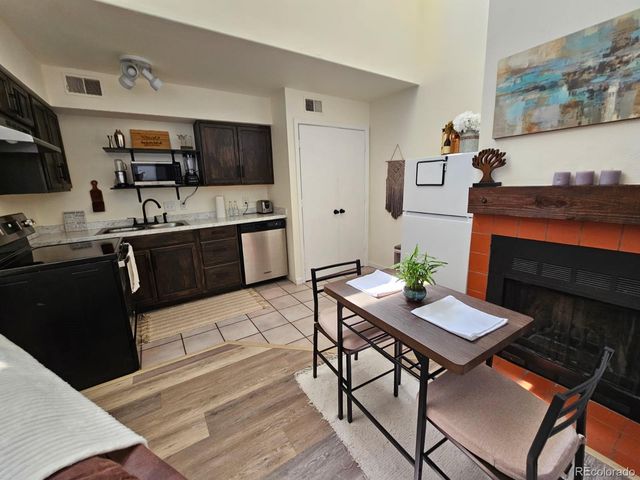 1830 Newland Court 320, Lakewood, CO 80214
