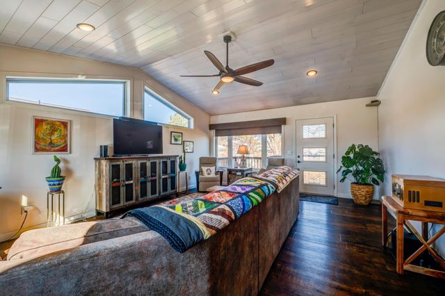 321 24th Street NW, Bemidji, MN 56601