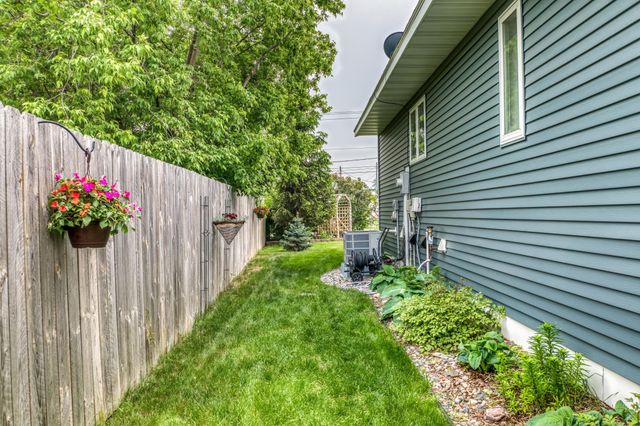 321 24th Street NW, Bemidji, MN 56601