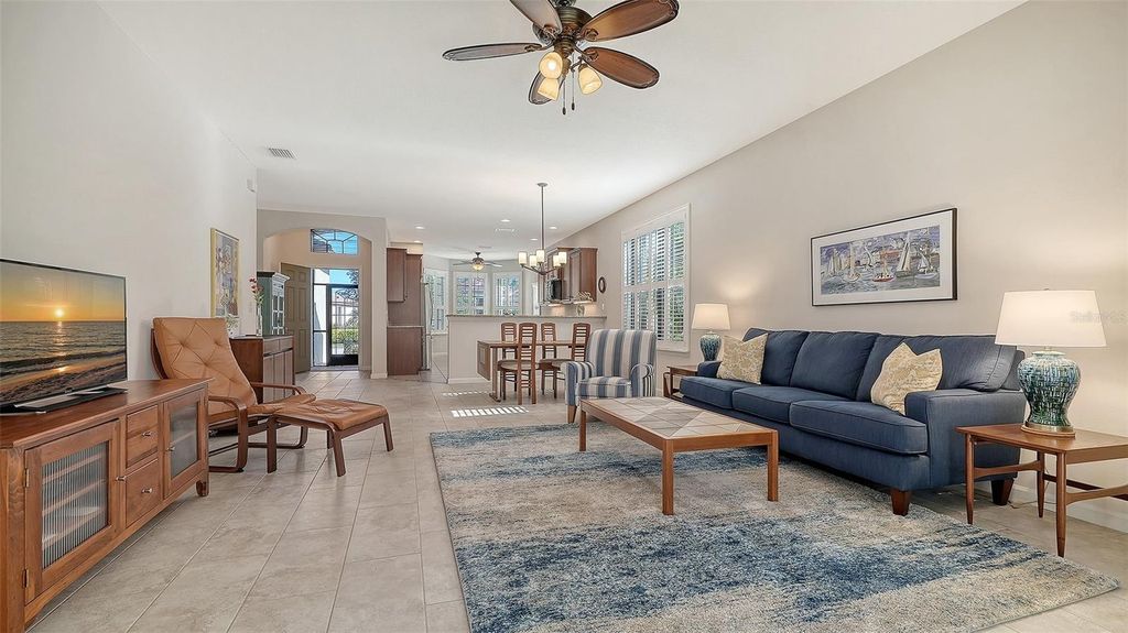 Image 8 of property listing at 1852 BATELLO DRIVE, Venice, FL 34292