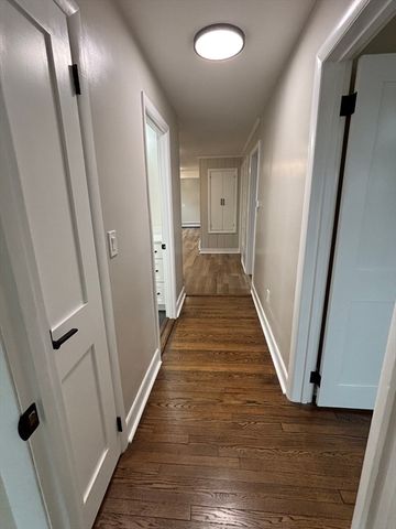 52 Bushee Rd, Swansea, MA 02777