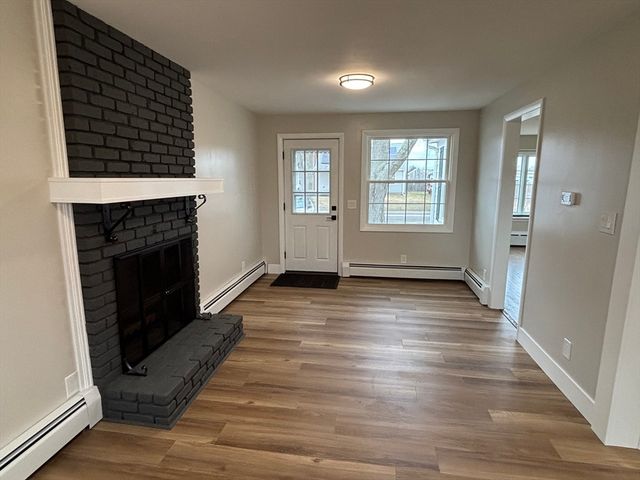 52 Bushee Rd, Swansea, MA 02777