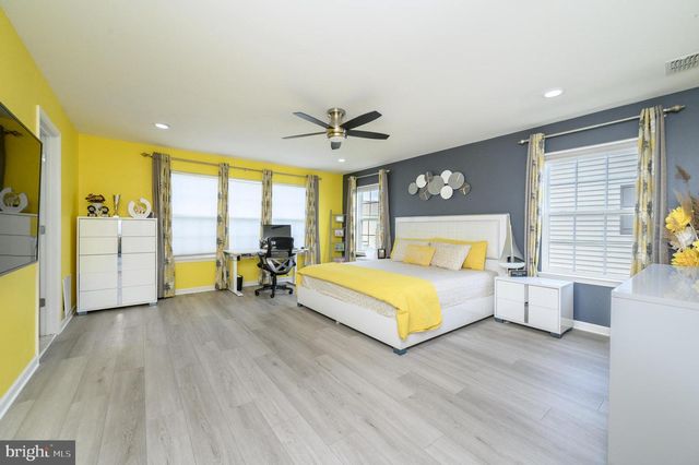 29 MORRIS LN, Cranbury, NJ 08512