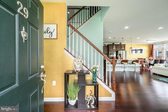 29 MORRIS LN, Cranbury, NJ 08512
