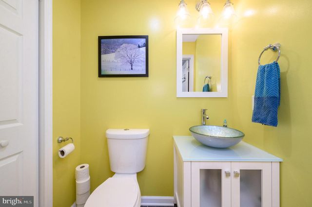 29 MORRIS LN, Cranbury, NJ 08512