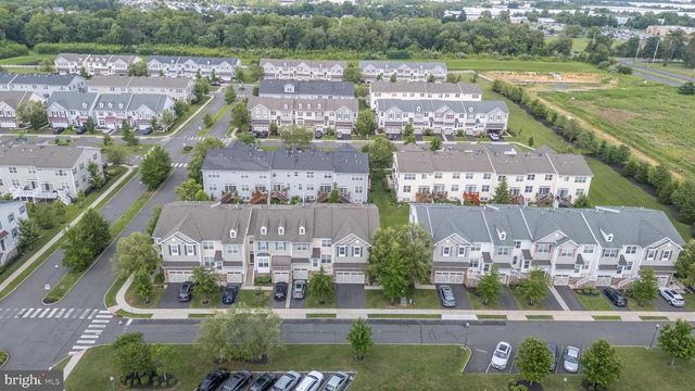 29 MORRIS LN, Cranbury, NJ 08512