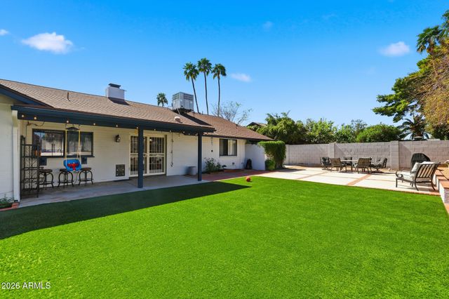 4350 E WINCHCOMB Drive, Phoenix, AZ 85032