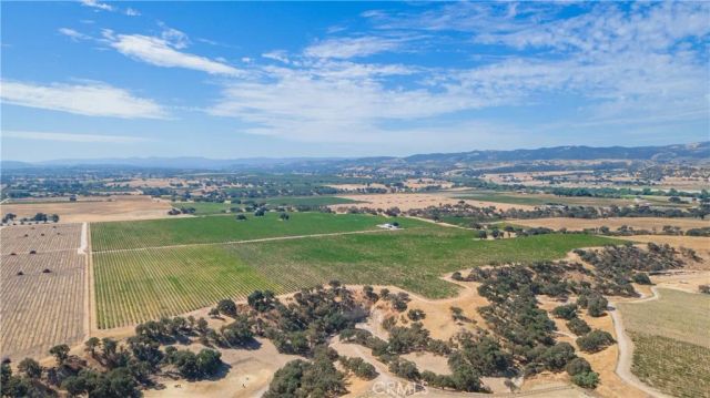 1600 Adobe Road, Paso Robles, CA 93446