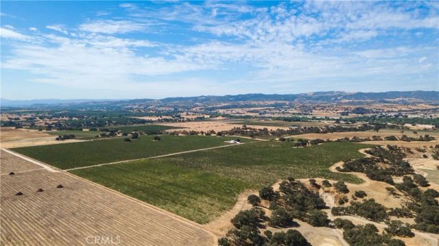 1600 Adobe Road, Paso Robles, CA 93446
