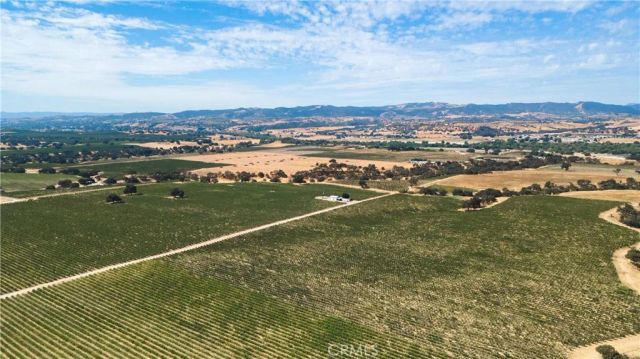 1600 Adobe Road, Paso Robles, CA 93446