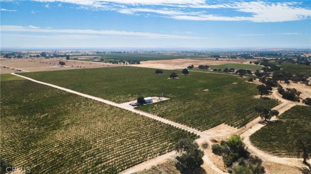 1600 Adobe Road, Paso Robles, CA 93446