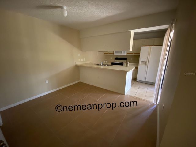 2949 POPLAR AVENUE, Leesburg, FL 34748