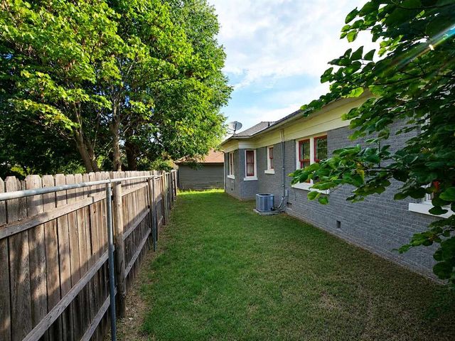 2203 N Barnes Avenue, Oklahoma City, OK 73107