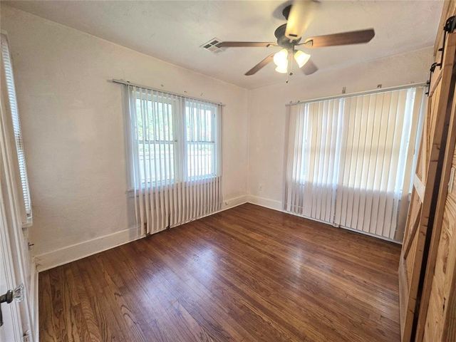 2203 N Barnes Avenue, Oklahoma City, OK 73107