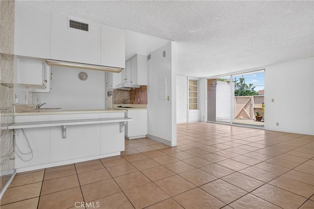 777 E Valley 136, Alhambra, CA 91801