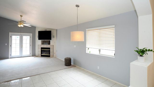 983 S Goldenweed Way, Tucson, AZ 85748