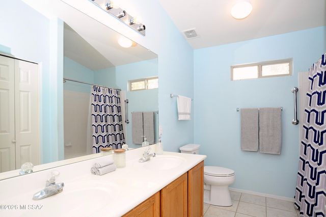 983 S Goldenweed Way, Tucson, AZ 85748