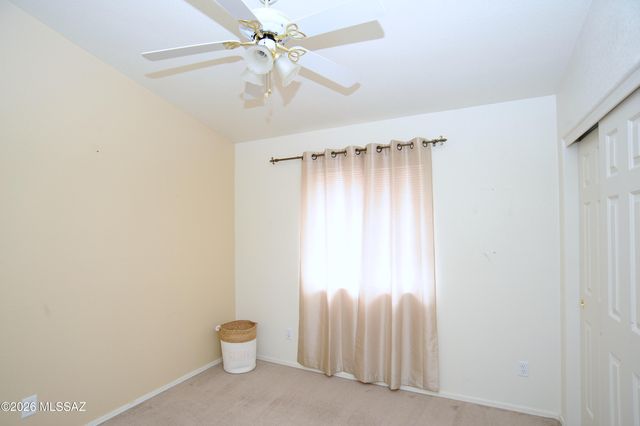 983 S Goldenweed Way, Tucson, AZ 85748