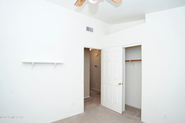 983 S Goldenweed Way, Tucson, AZ 85748