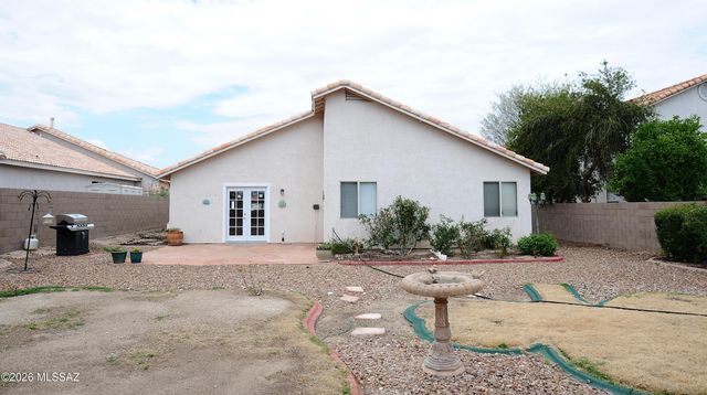 983 S Goldenweed Way, Tucson, AZ 85748