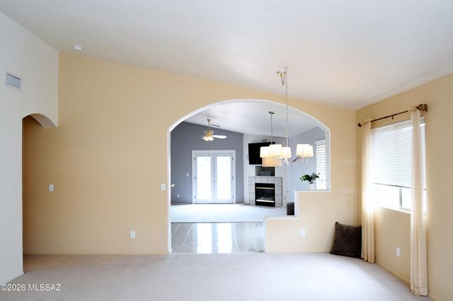 983 S Goldenweed Way, Tucson, AZ 85748